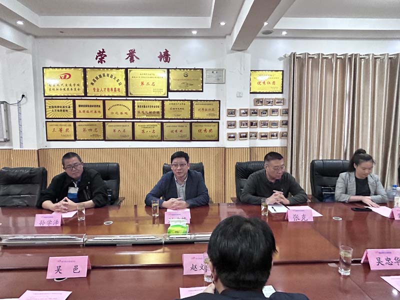 1712732963378673.jpg 931cdc1dc3c89acfbc92775845f1af1.jpg